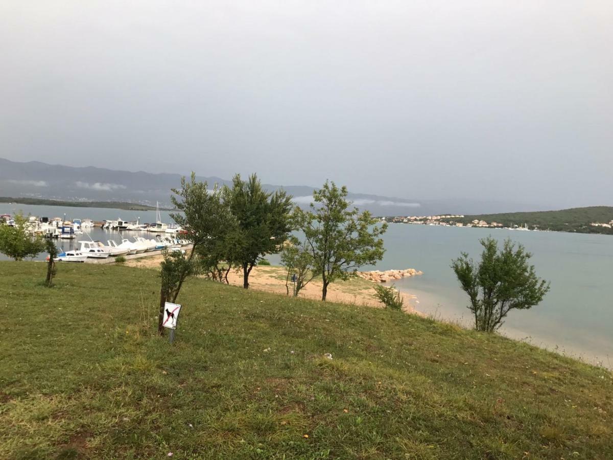 Apartments Ibis Čižići Eksteriør billede