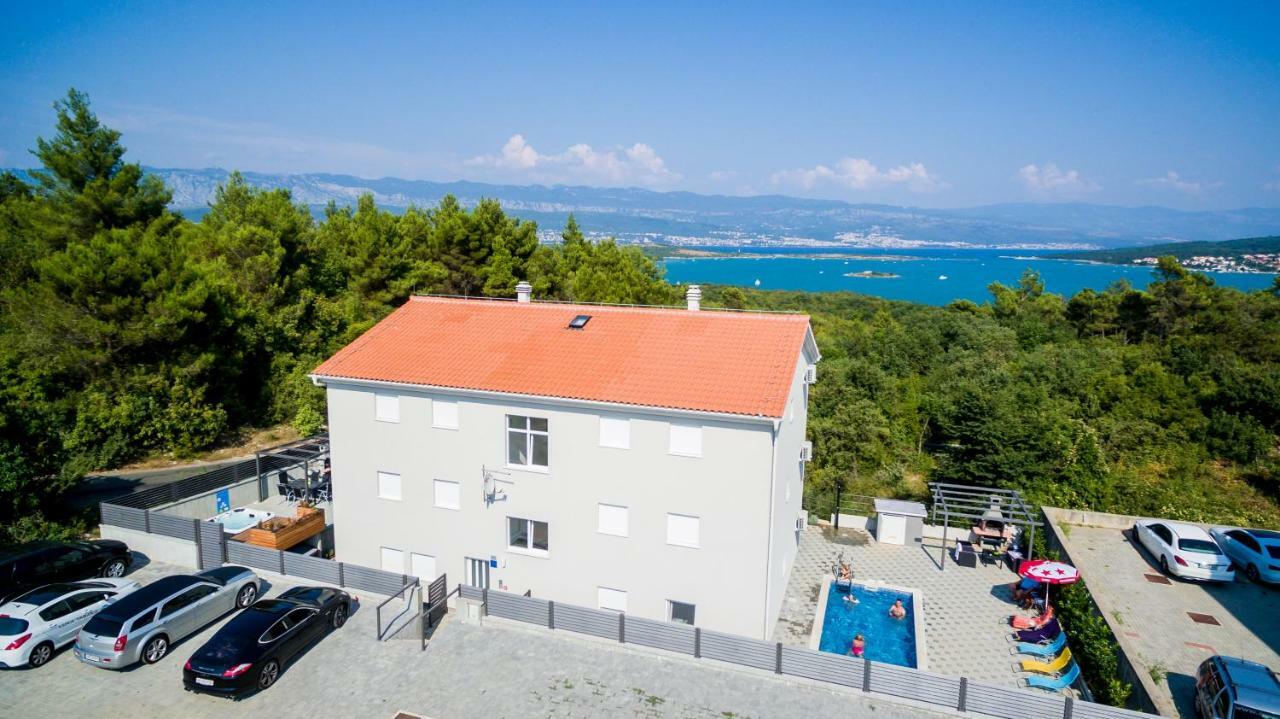 Apartments Ibis Čižići Eksteriør billede